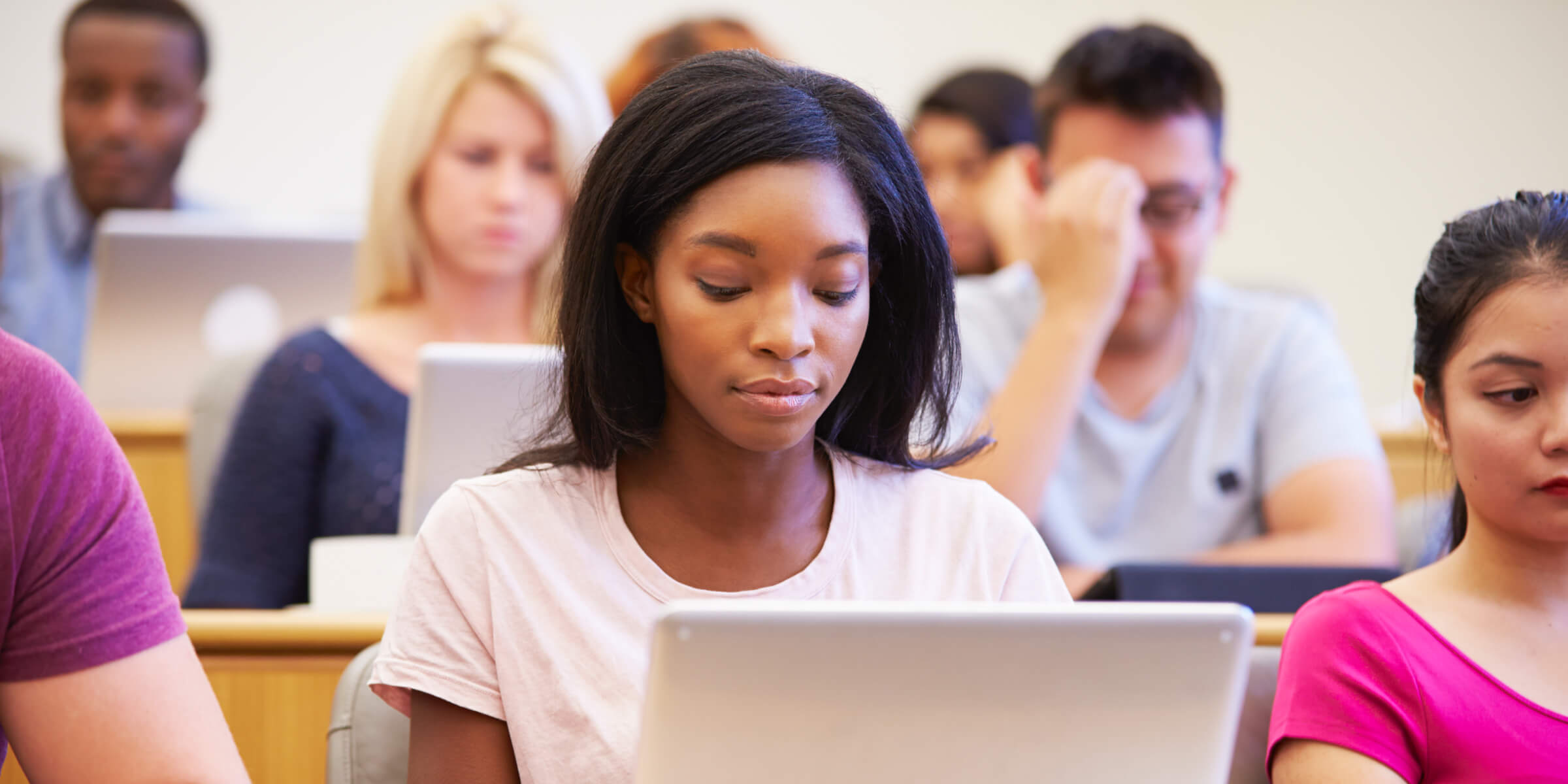 How to Properly Implement Digital Textbooks in Your Classroom